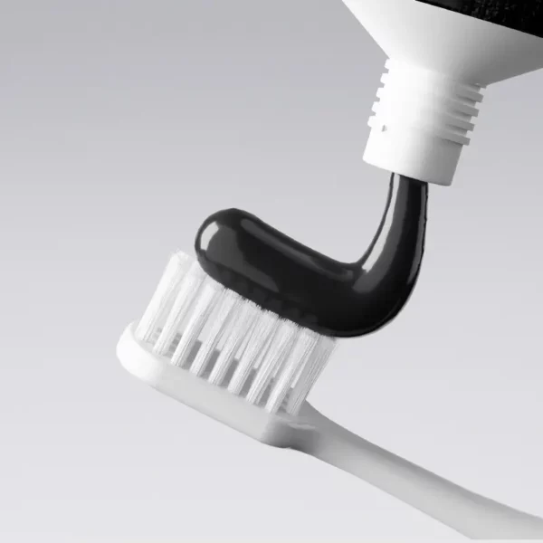 OralGos DB864 Pasta Gigi Pemutih Arang Toothpaste (4)